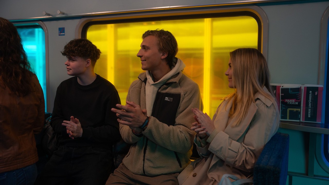 Prime Video - Fake Train