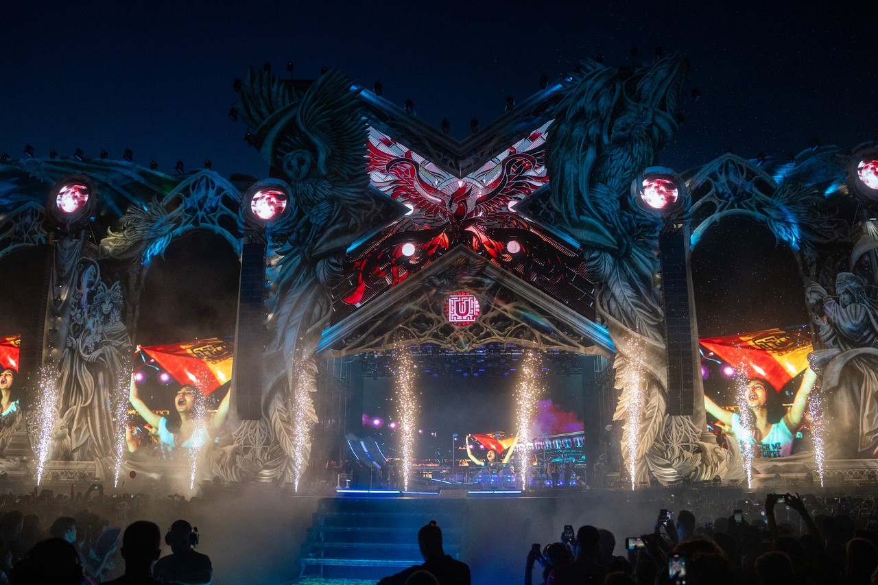UNTOLD X