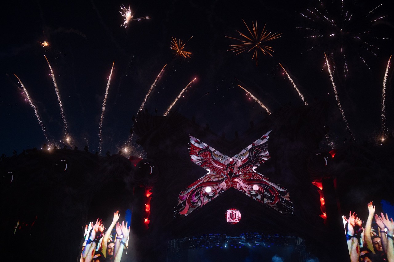 UNTOLD X