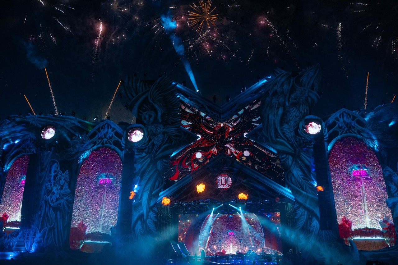 UNTOLD X